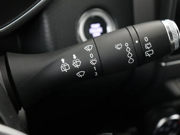 RENAULT Clio (2020) — foto 15 van 26