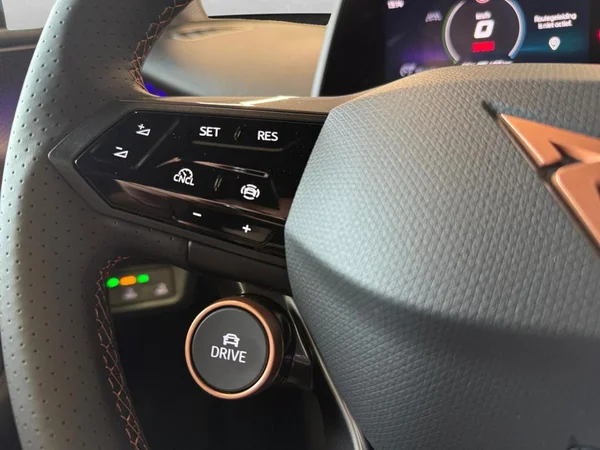 CUPRA Tavascan (2025) — foto 5 van 5