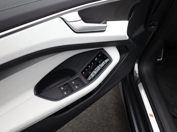 AUDI A6 (2026) — foto 24 van 28