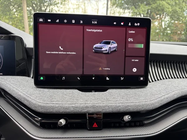 SKODA Superb Combi PHEV (2026) — foto 24 van 24