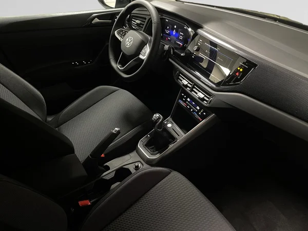 VOLKSWAGEN Taigo (2025) — foto 13 van 15