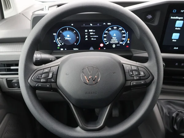 VOLKSWAGEN Transporter T7 32 Fou Swb (2025) — foto 9 van 20