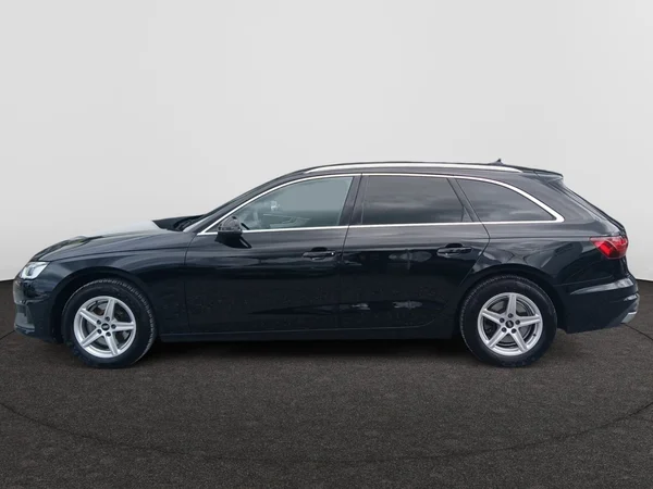 AUDI A4 Avant (2023) — foto 10 van 18