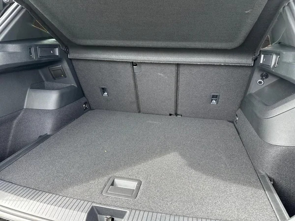 VOLKSWAGEN Tiguan (2026) — foto 7 van 16