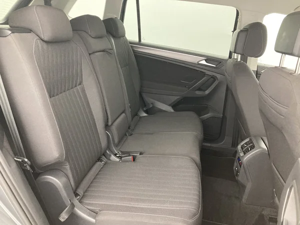 VOLKSWAGEN Tiguan Allspace (2023) — foto 24 van 36