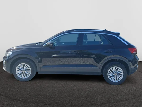 VOLKSWAGEN T-Roc (2021) — foto 9 van 17