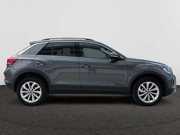 VOLKSWAGEN T-Roc (2025) — foto 10 van 24