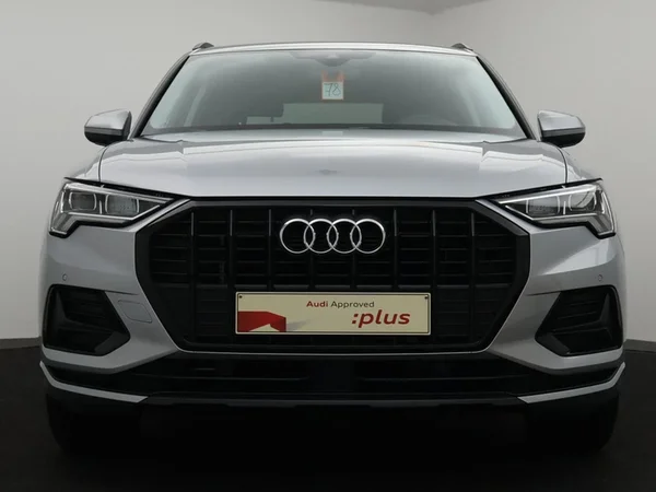 Audi Q3 (2019) — foto 31 van 31
