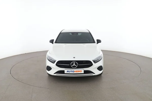 Mercedes-Benz A-Klasse (2023) — foto 15 van 16