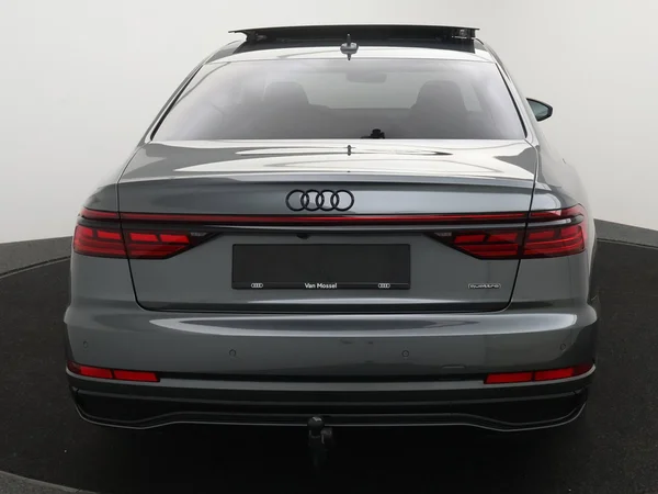 AUDI A8 PHEV (2025) — foto 24 van 27