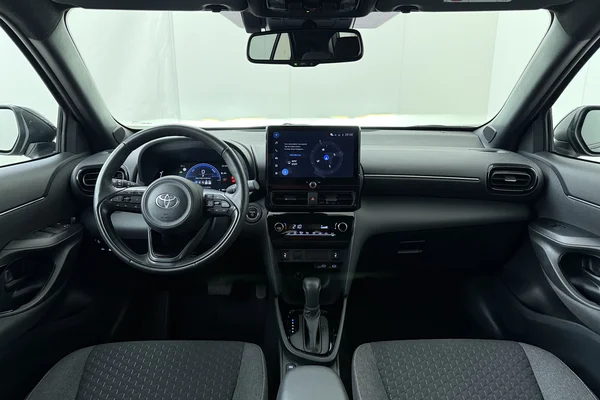 Toyota Yaris Cross Hybrid (HEV) (2025) — foto 17 van 17
