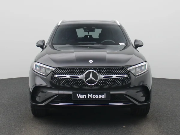 Mercedes-Benz GLC (2025) — foto 23 van 51