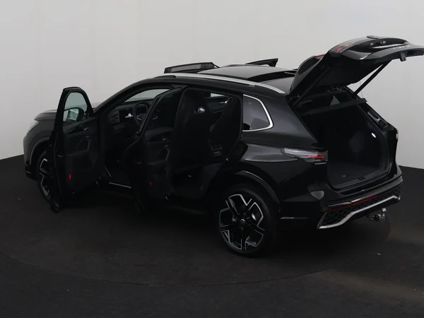 VOLKSWAGEN Tiguan (2025) — foto 34 van 35