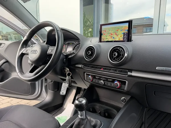 Audi A3 (2016) — foto 18 van 19
