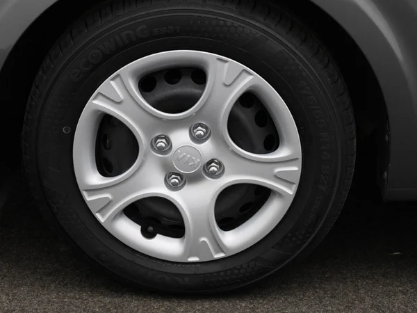 Kia Picanto (2021) — foto 4 van 35