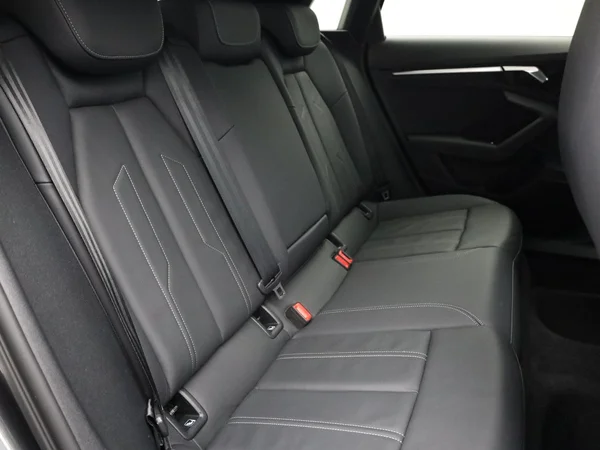 AUDI A3 Sportback (2023) — foto 21 van 21