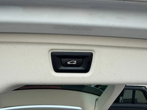 Bmw 318 (2021) — foto 11 van 26
