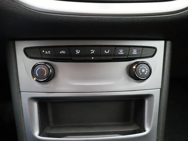 Opel Astra (2021) — foto 14 van 36