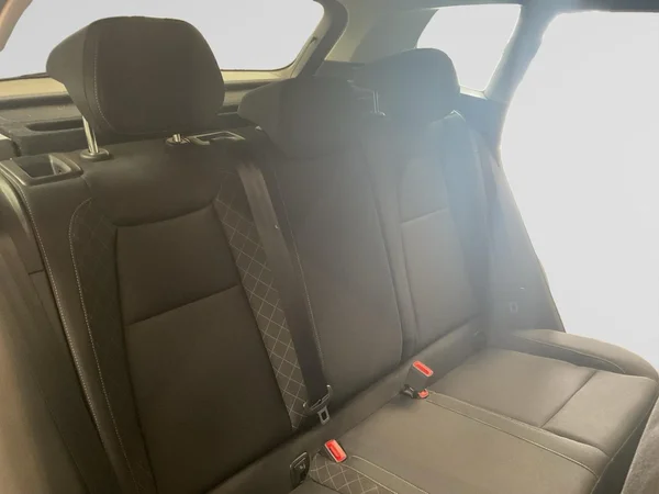 SKODA Karoq Dsl (2019) — foto 11 van 22