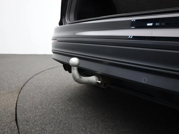 VOLKSWAGEN Tiguan (2019) — foto 4 van 18