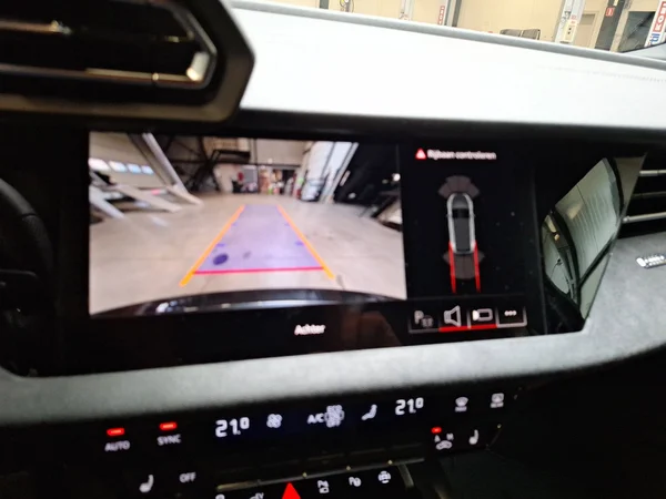 AUDI A3 Sportback PHEV (2025) — foto 14 van 24