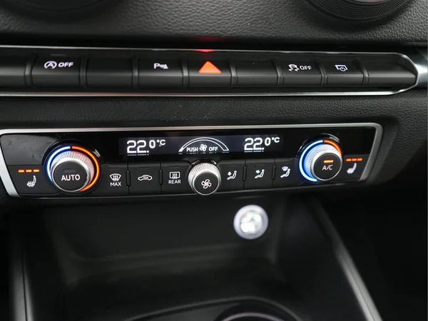 AUDI A3 Sportback (2019) — foto 13 van 26