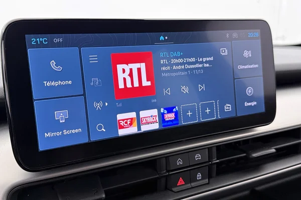Jeep E-Avenger (2025) — foto 6 van 38
