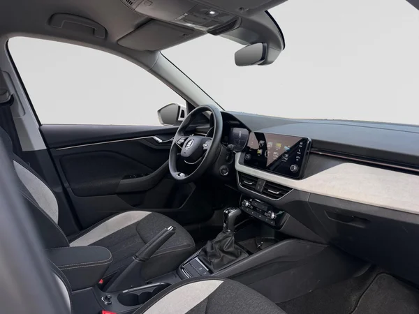 SKODA Kamiq (2024) — foto 18 van 24