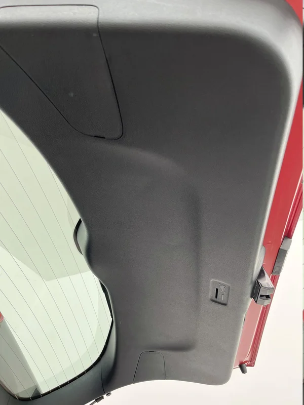 Kia Niro HEV (2019) — foto 39 van 76