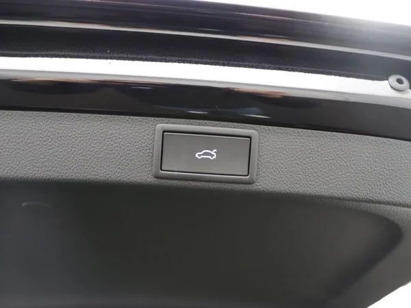 SKODA Octavia Combi (2025) — foto 8 van 23