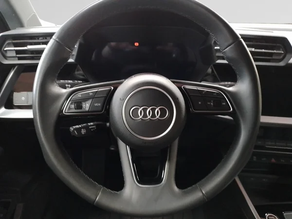 AUDI A3 Sportback (2024) — foto 7 van 16