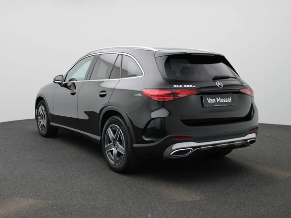 Mercedes-Benz GLC (2025) — foto 12 van 50