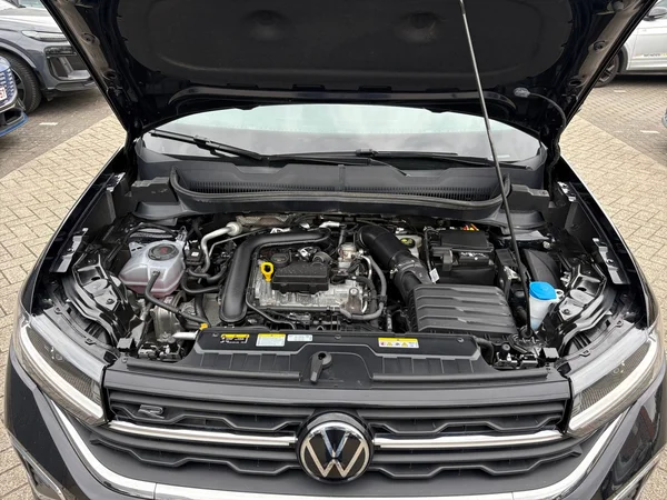 VOLKSWAGEN T-Cross (2025) — foto 17 van 24