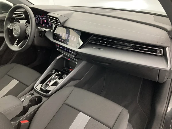 AUDI A3 Sportback (2025) — foto 28 van 36