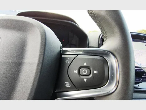 VOLVO C40 (2023) — foto 9 van 22