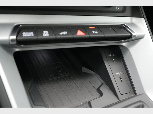 AUDI Q3 (2021) — foto 26 van 30