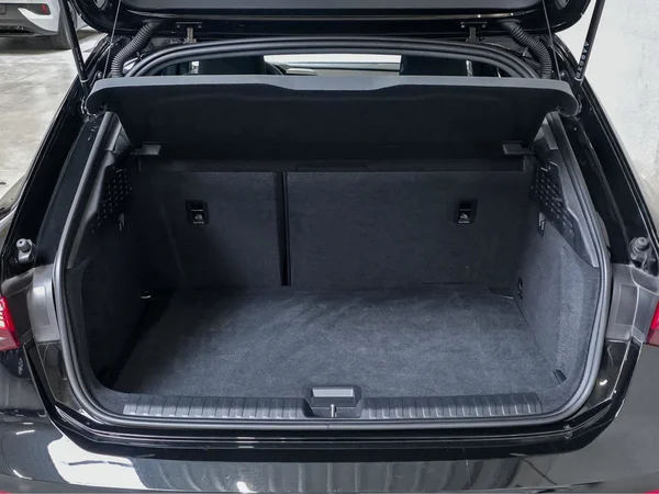 AUDI A3 Sportback PHEV (2024) — foto 8 van 31