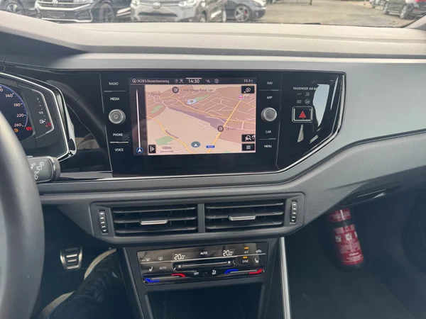 VOLKSWAGEN Taigo (2024) — foto 6 van 24
