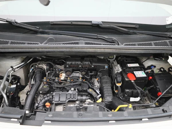 Peugeot Partner (2021) — foto 21 van 32