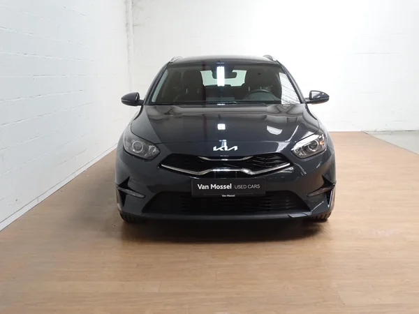Kia cee'd (2024) — foto 27 van 27