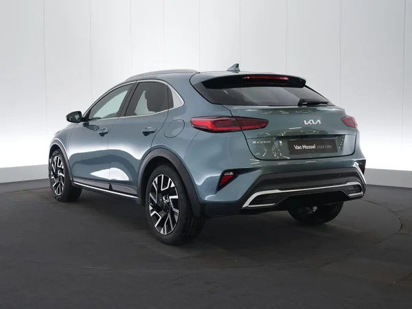 Kia XCeed (2024) — foto 22 van 28
