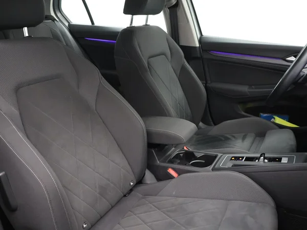 VOLKSWAGEN Golf VIII eHybrid (PHEV) (2022) — foto 8 van 24