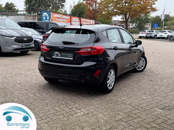 Ford Fiesta (2021) — foto 11 van 16