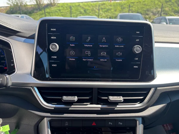 VOLKSWAGEN T-Roc Cabriolet (2022) — foto 5 van 21