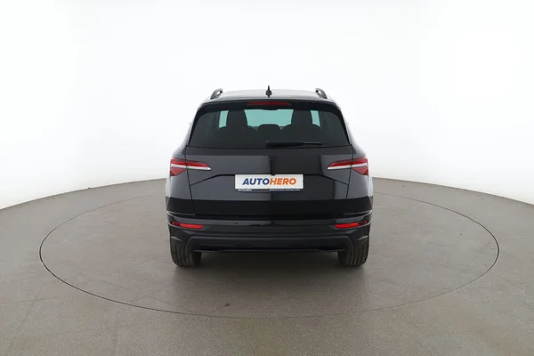Skoda Karoq (2023) — foto 11 van 16