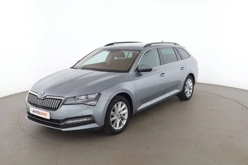 Skoda Superb 3ab9a957-e831-483d-9b83-e711e4c86fec