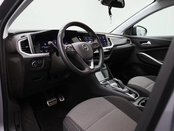 Opel Grandland (2023) — foto 24 van 40