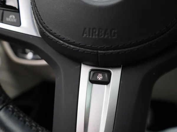 BMW 5 Reeks (2022) — foto 18 van 61