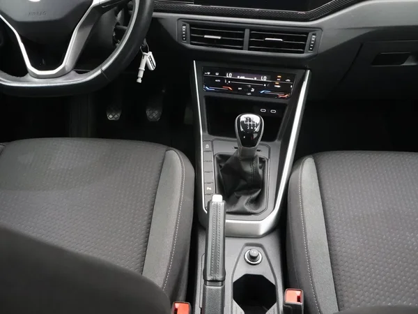 Volkswagen Taigo (2022) — foto 9 van 25