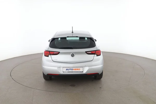 1113_22bb5904-2424-437e-b777-f05f74b2321c_2020-4.webp